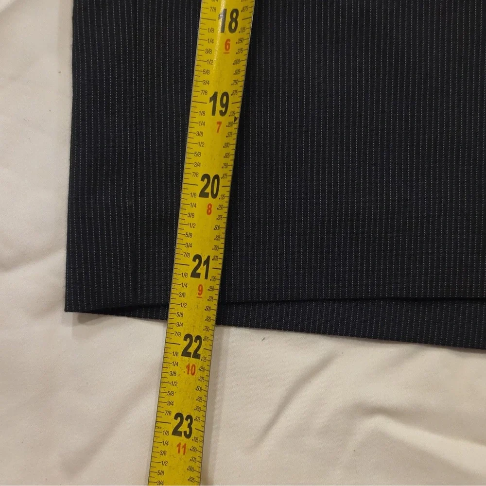 Express Design Studio Women's Black Pinstripe Pencil Skirt Knee Zip Sz 6 #107